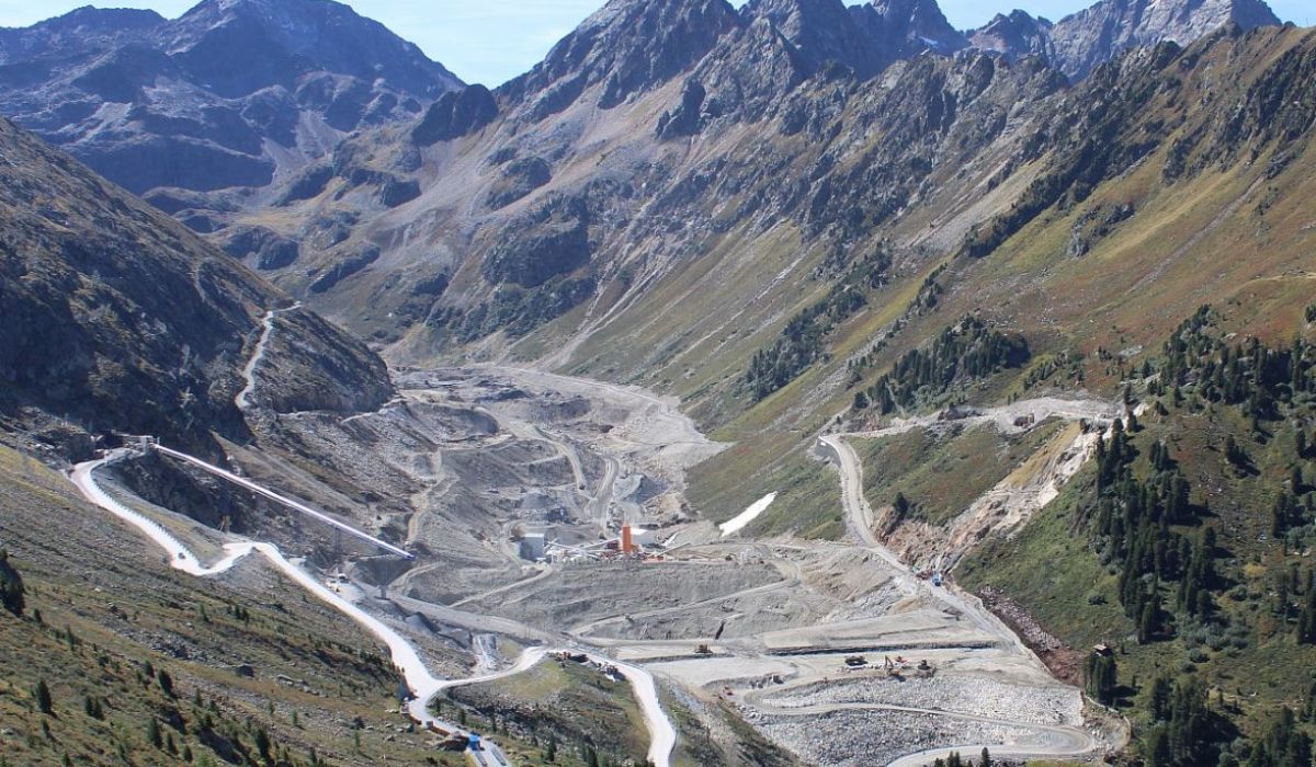 2023-03-03 08_41_41-Window